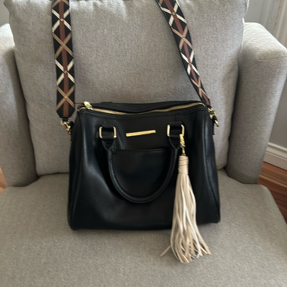 Purse - Picture 1 of 5